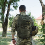 Soldier of Ukrainian Armed Forces returns home