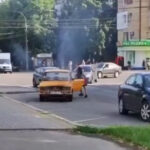 Горить авто на вулиці 600-річчя у Вінниці: що відомо