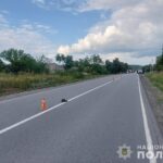 Йшов по узбіччю і опинився у лікарні: на Вінниччині п’яний водій наїхав на пішохода