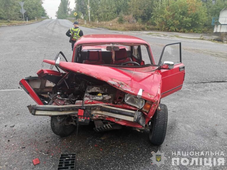 На Вінниччині трапилося шість ДТП: дві з яких вчинили неповнолітні у стані спяніння (фото)