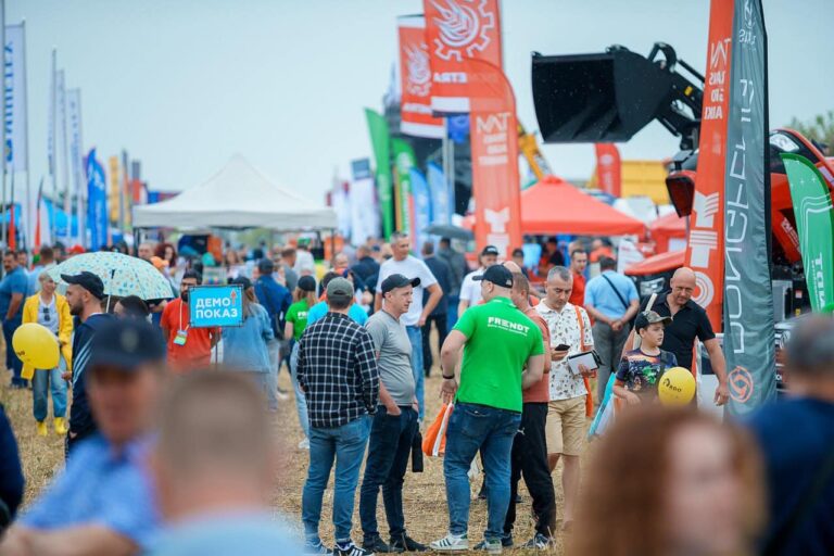 Як проходить виставка День поля «АГРОВінниця»?