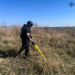 Поблизу Вінниці сапери знищили небезпечний снаряд, який просто в полі знайшли люди
