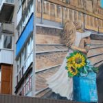 «Кохання переможе війну»: на Вінниччині створили дивовижний мурал (фото)