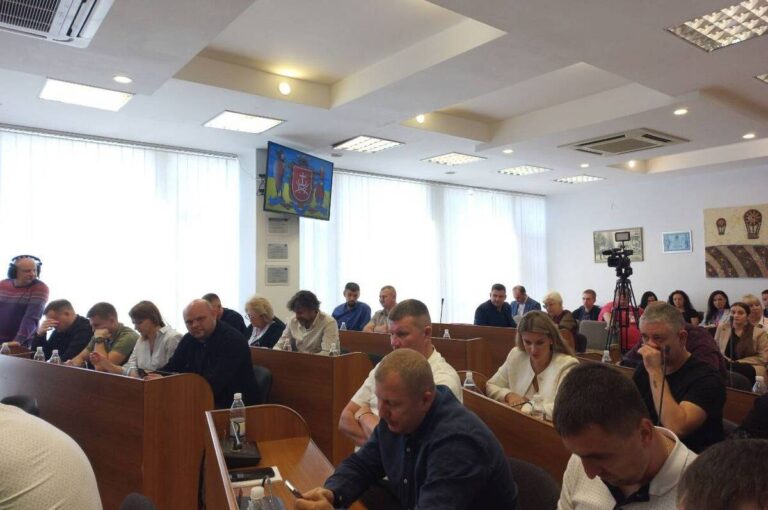 Вінницькі депутати зібрались на чергову сесію: які питання порядку денного