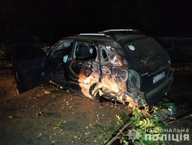 На Вінниччині у автопригоді травмувались водій та пасажир: подробиці