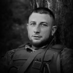 Сьогодні Вінниця проводжає в останню путь воїна-добровольця Олександра Дьяченка