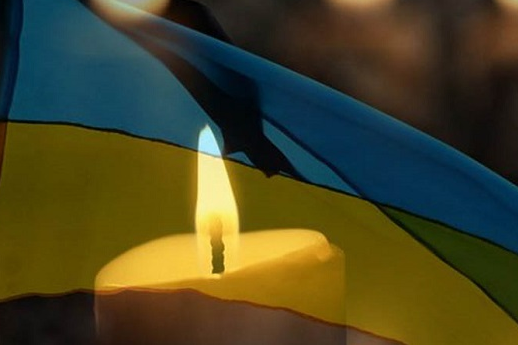 Сьогодні вінничани проводжають в останню путь воїнів Ярослава Веслополова, Віктора Вітовича та Руслана Слободяника
