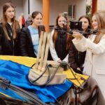 Вінницькі школярі передали військовим на фронт автомобіль, FPV-дрон та систему РЕБ
