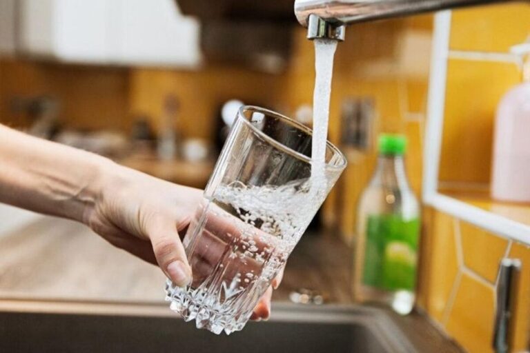 Без води та світла: де у Вінниці 10 жовтня відключатимуть послуги