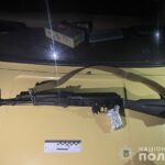 У Гайсині п’яний чоловік біля магазину погрожував людям автоматом