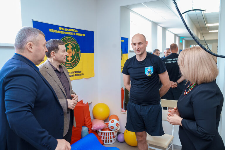 Мер Вінниці відвідав Вінницький обласний клінічний медичний реабілітаційний центр ветеранів війни (фото)