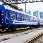 На період осінніх канікул Укрзалізниця призначила додаткові поїзди: куди курсуватимуть