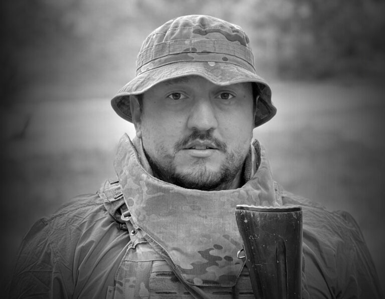 Сьогодні Вінниця проводжає у вічність Громлюка Романа