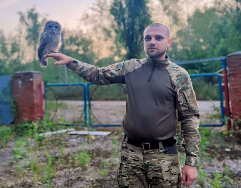 Загинув на війні, рятуючи поранених побратимів, – спогади про поліцейського парамедика з Вінниччини Олексія Наборського Головне управління Національної поліції у Вінницькій області - Google Chrome
