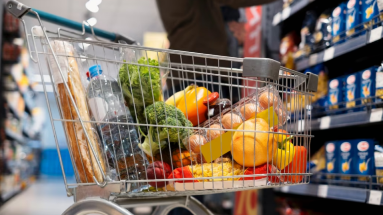 Які продукти найбільше подорожчали у жовтні?