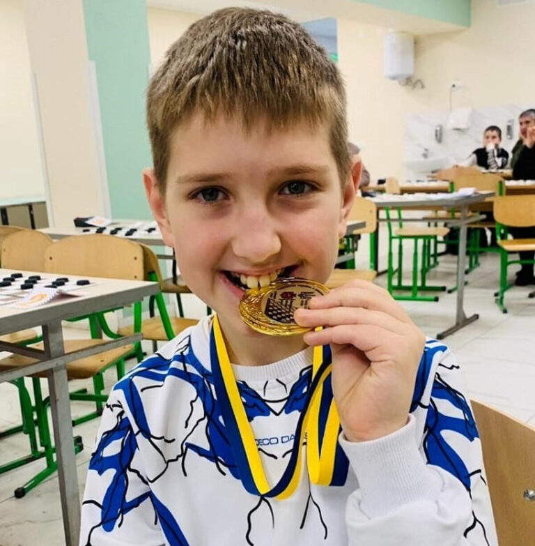 Чемпіон України у 10 років: дивовижна історія шашкіста з Вінниччини