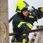 Рятувальники показали наслідки ракетної атаки на Вінниччину (фото)