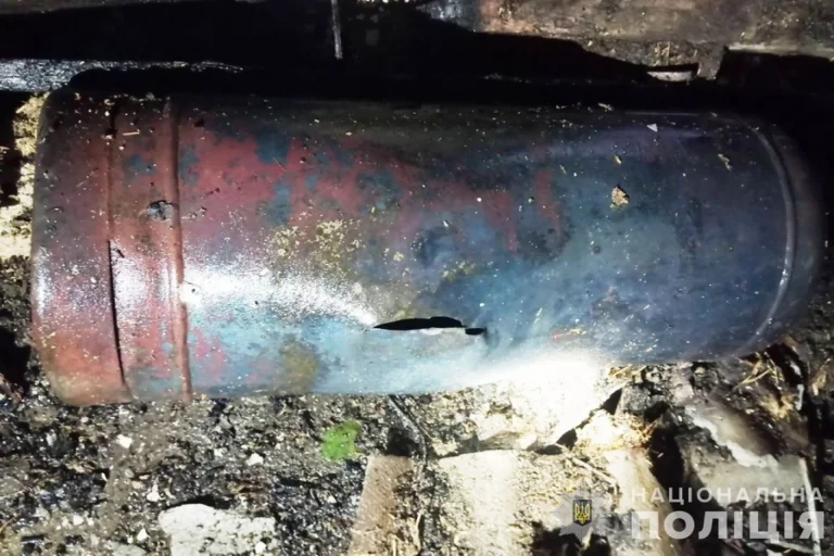 У вінницькій поліції розповіли про попередні результати розслідування причин пожежі з двома загиблими
