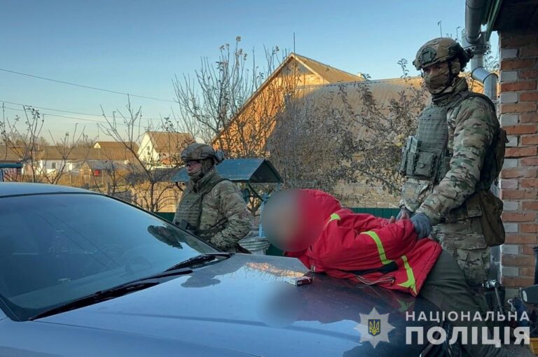 Збував наркотики «з рук в руки»: на Вінниччині затримали наркодилера