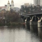 У Вінниці чоловік стрибнув з моста (фото та відео)