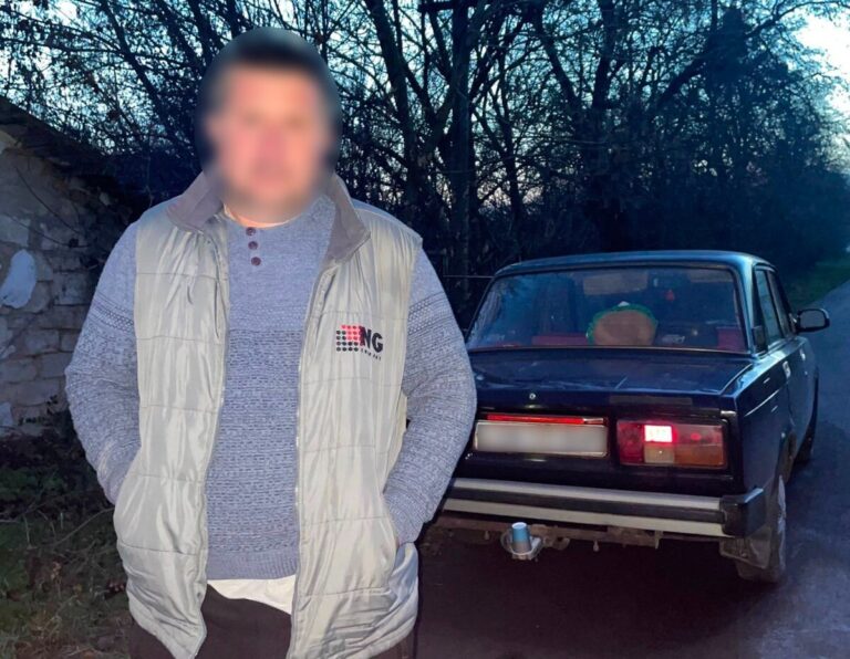 На Вінниччині п’яний водій намагався дати хабаря поліцейським