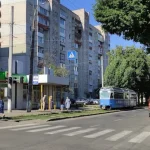 У Вінниці знесуть незаконно встановлені споруди на зупинках