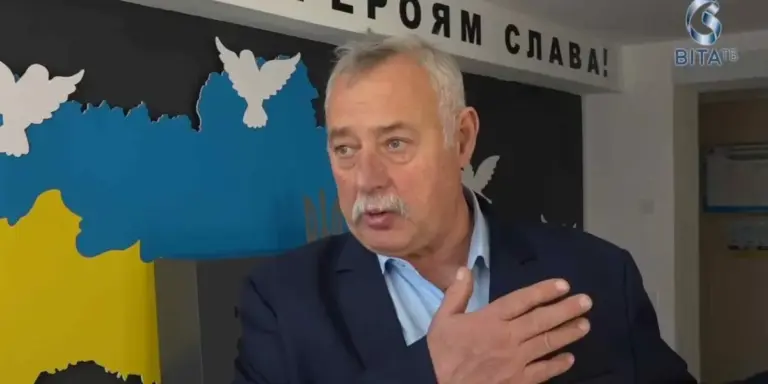 У Вінниці відкрили стелу пам’яті на честь загиблих захисників-залізничників