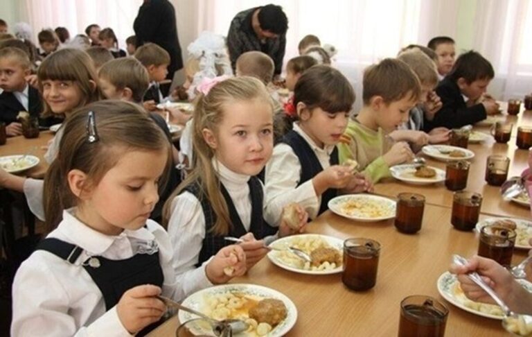 На харчування дітей у школах уряд виділив понад 2,6 млрд грн