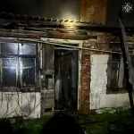 На Вінниччині палали житлові будинки та авто (фото)