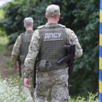 Двоє прикордонників втекли закордон під час служби: подробиці інциденту