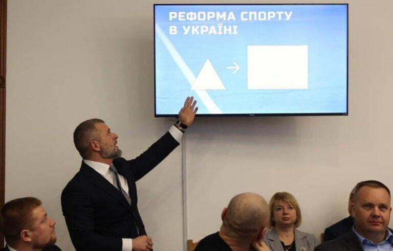 У Вінниці міністр молоді та спорту Матвій Бідний презентував експериментальну реформу (ФОТО)