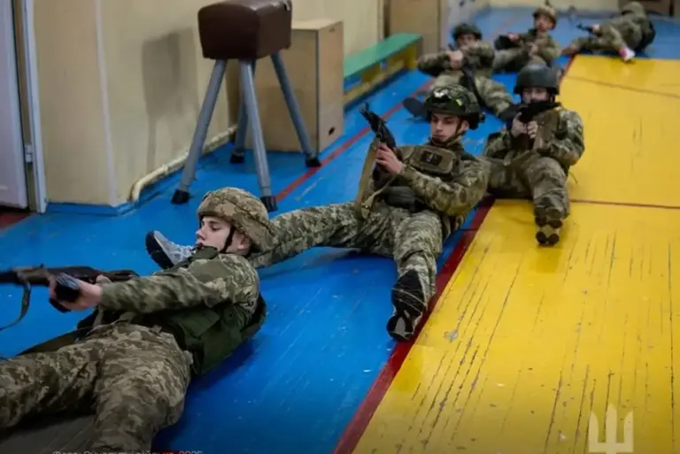 Міноборони заявило, що студенти, які не складуть іспит з військової підготовки, навчатися далі не зможуть