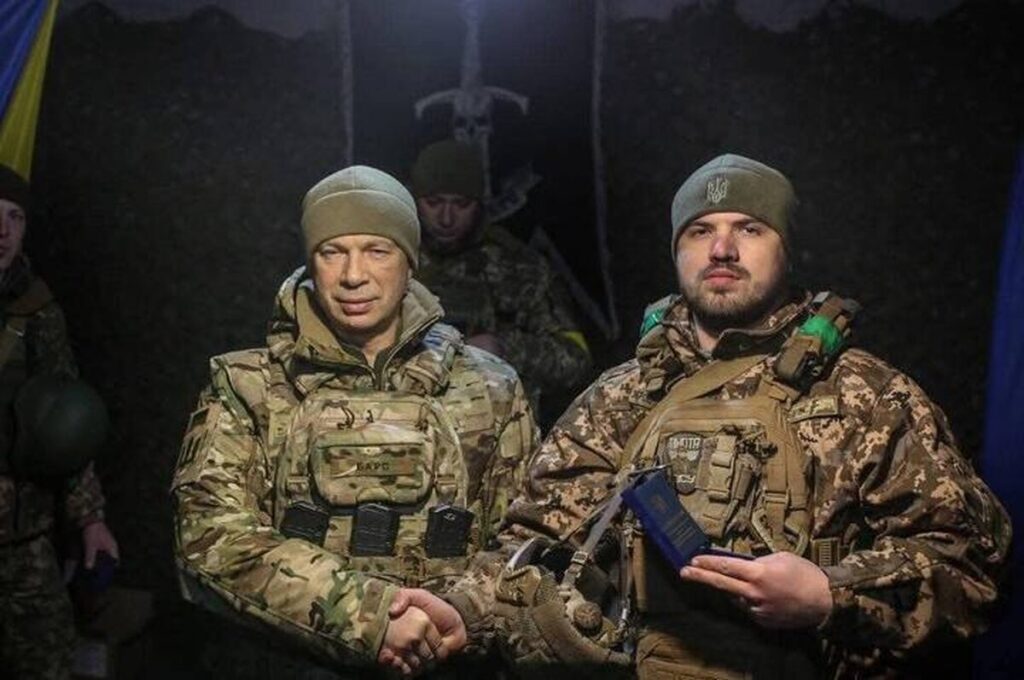 Героїзм на передовій: лейтенанту з Вінниччини вручили Срібний хрест