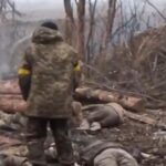 Фільмували жахливі звірства: Росіяни розстріляли шістьох полонених бійців ЗСУ