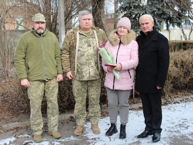 Врятував побратима, але не зміг врятувати себе: Героя з Вінниччини нагородили орденом «За мужність»