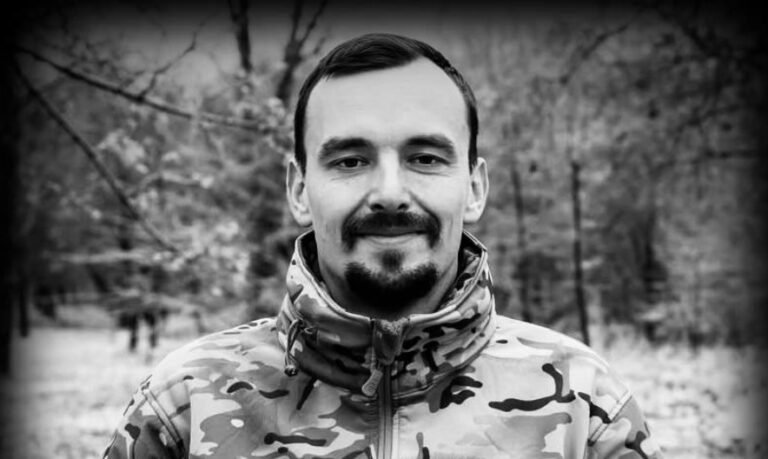 Комунальний заклад Вінницький ліцей № 21 — ВІЧНА СЛАВА ТА ПАМЯТЬ ГЕРОЮ на війні загинув наш випускник Давид КОВАЛЬОВ - Google Chrome