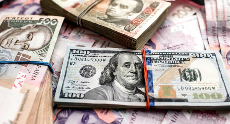 Курс валют на 10 березня: скільки коштують долар, євро і злотий