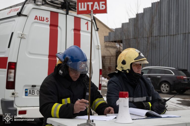 У Вінниці на вулиці Гонти загорівся склад: що відомо