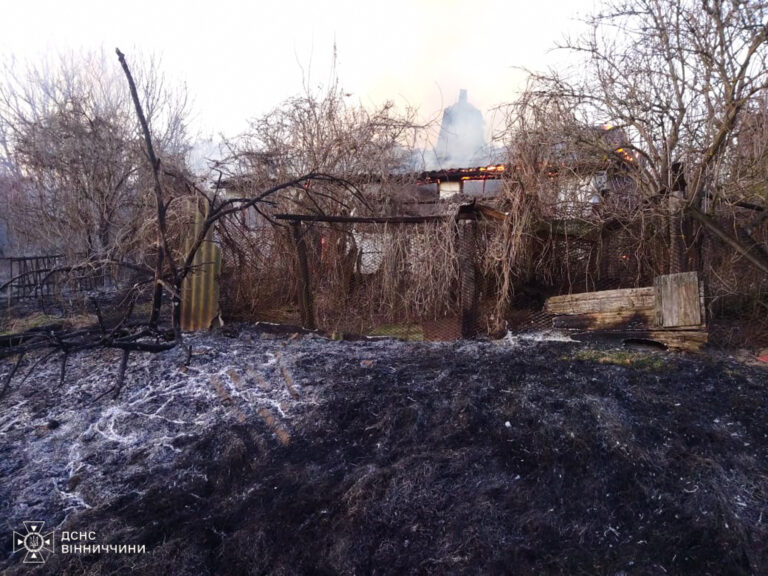 На Вінниччині за добу сталося 10 пожеж: горіли господарчі споруди та будинок