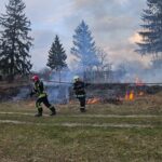 На Вінниччині 74-річний чоловік постраждав під час спалювання сухостою