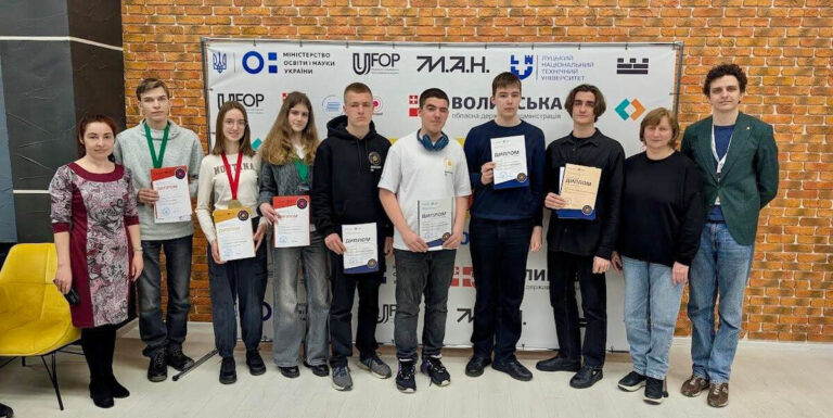 Троє учнів з Вінниччини стали переможцями Всеукраїнської олімпіади з інформатики