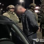 У Вороновиці правоохоронці затримали торговця зброєю (Фото+Відео)