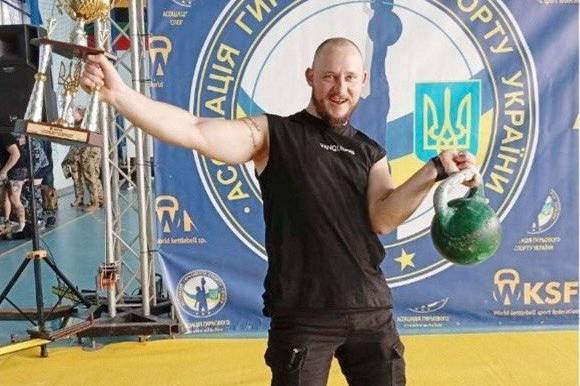 Прикордонник з Жмеринки на псевдо Данте здобув бронзу на змаганнях з гирьового спорту