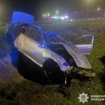 В’їхав у стелу АЗС й загинув на місці: подробиці аварії поблизу Вінниці