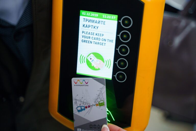 У Вінниці зберігається стабільна робота Муніципальних карток