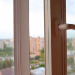 У Вінниці чоловік випав з вікна багатоповерхівки: що відомо