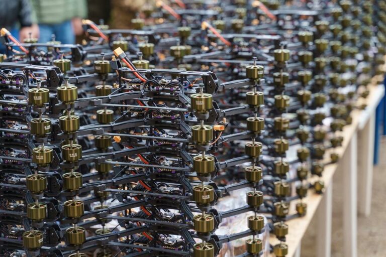 Міжрегіональний координаційний гуманітарний штаб передав ще 200 FPV-дронів для військових