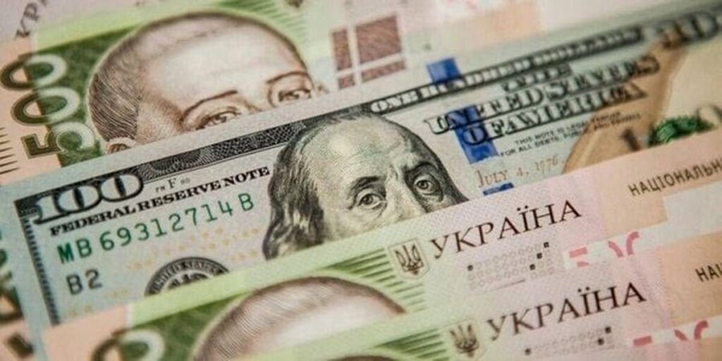 Гривня продовжує зміцнення: офіційний курс валют на 8 квітня