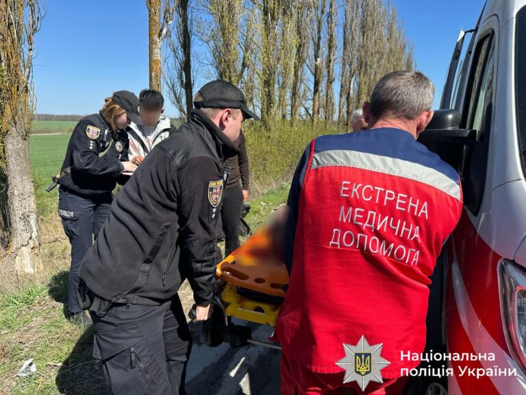 На Вінниччині рейсовий автобус з’їхав у кювет: семеро пасажирів травмовані