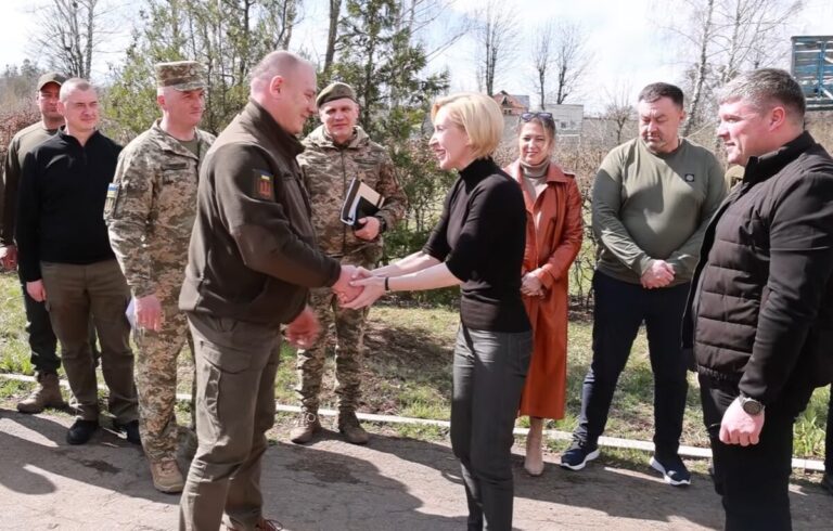 Ірина Верещук відвідала центр реабілітації звільнених по полону Захисників на Вінниччині
